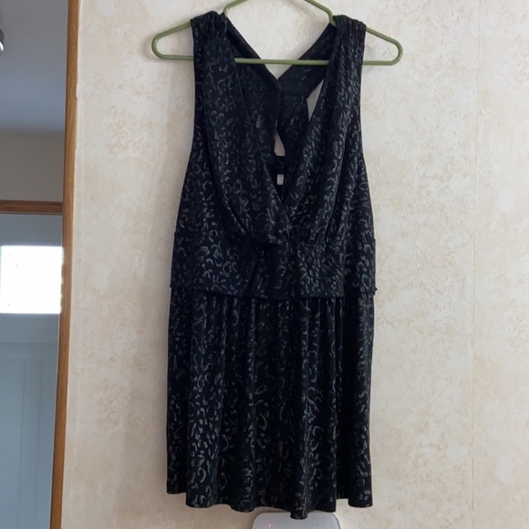 Torrid top - Picture 3 of 5